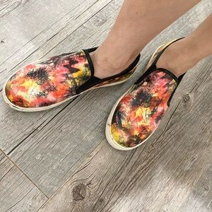 Steve Madden Colorful Snake Print